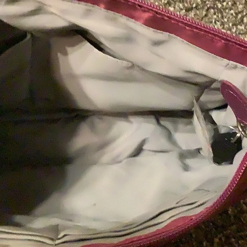 Travelon Mauve nylon bag - Picture 8 of 12